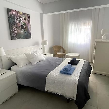 C. del Mar - de Luxe apartament Centrum Torrevieja Exterior foto